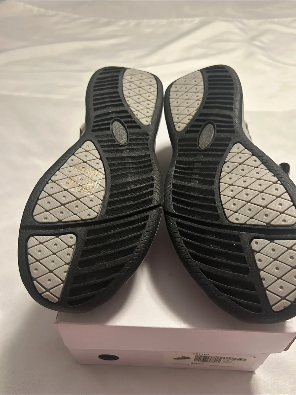 Dream Pairs sport hiking sandals size 7.5